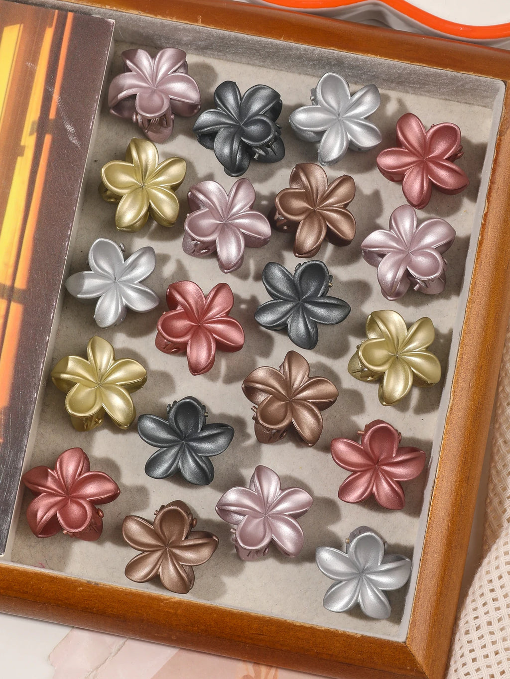 Mini Flower Hair Clips Pack for Women - Creaseless Styling Claw Clips for Bangs and Tiny Hair Styling